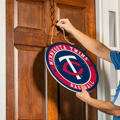Minnesota Twins Round Door Décor with Hanging Rope, 18x18