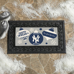 New York Yankees Holiday Flocked Coir Sassafras Switch Mat, 22"x10"