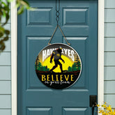 University of Iowa Bigfoot Round Door Décor with Hanging Rope, 18x18