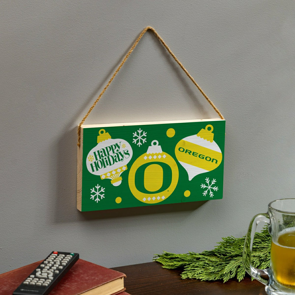 University of Oregon Holiday Wood Wall Sign, 6x11