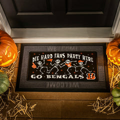 Cincinnati Bengals Flocked Coir Halloween Sassafras Switch Mat, 22"x10