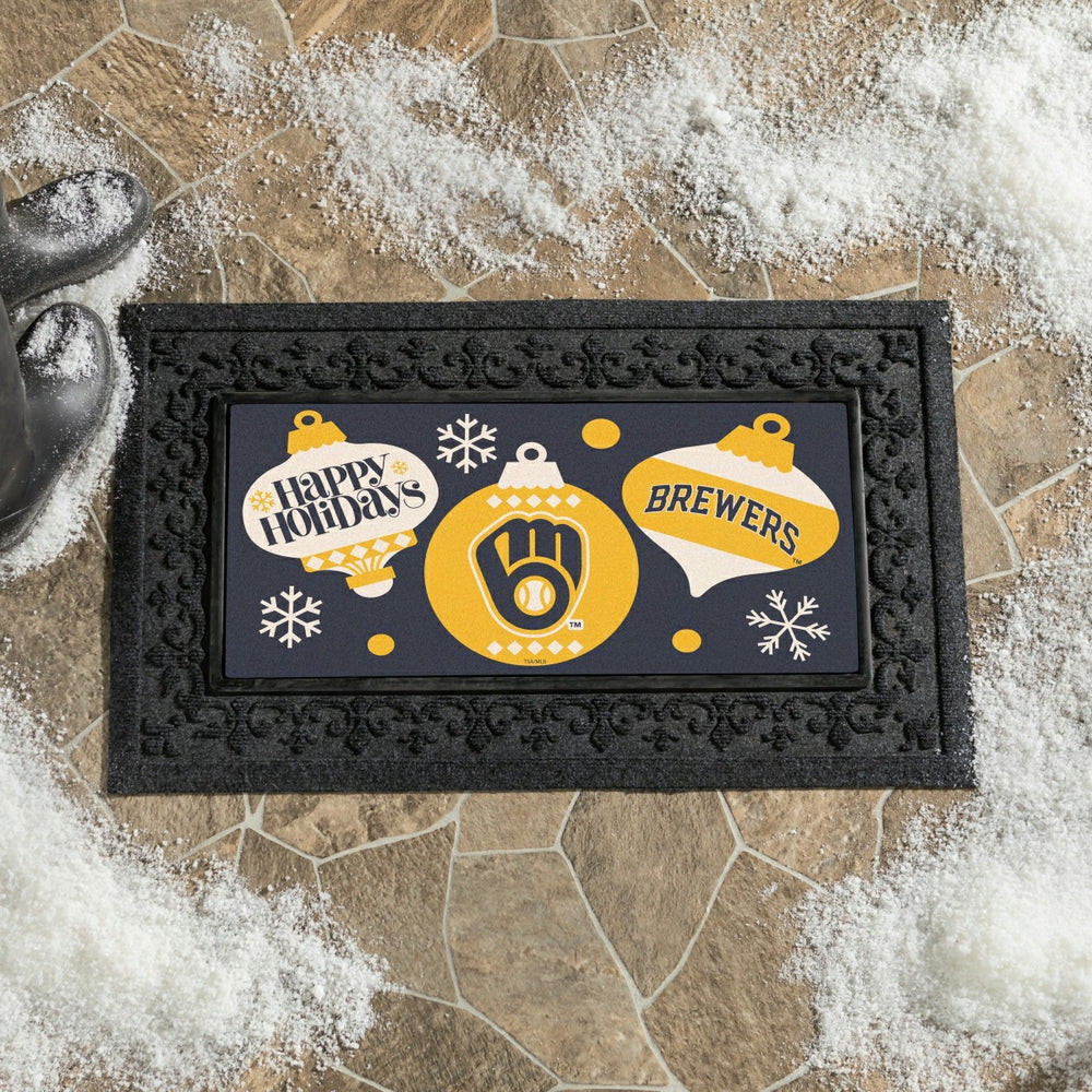 Milwaukee Brewers Holiday Flocked Coir Sassafras Switch Mat, 22"x10"