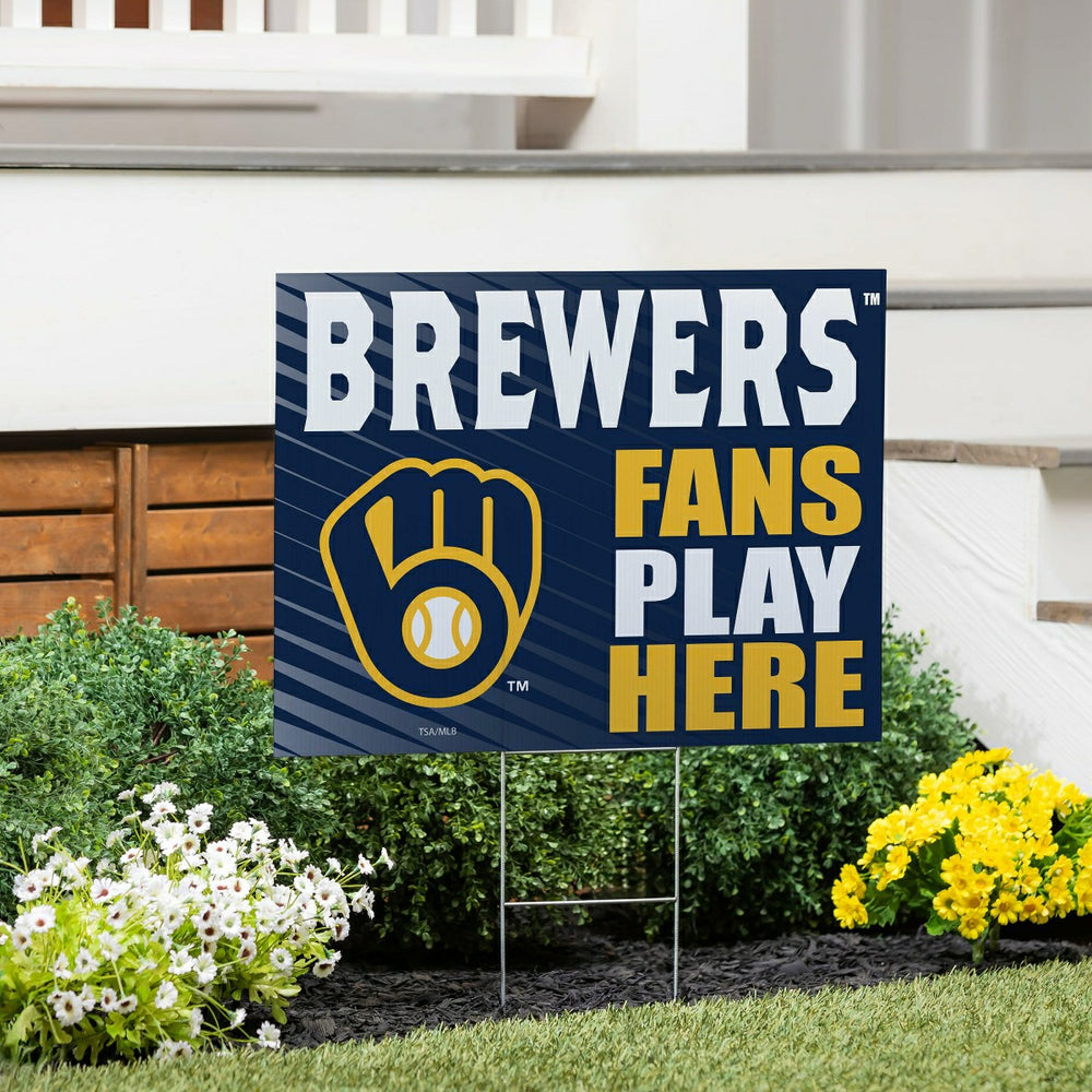 Milwaukee Brewers Coroplast Yard Sign "Fans Play Here"
