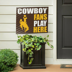 University of Wyoming Coroplast Yard Sign "Fans Play Here"