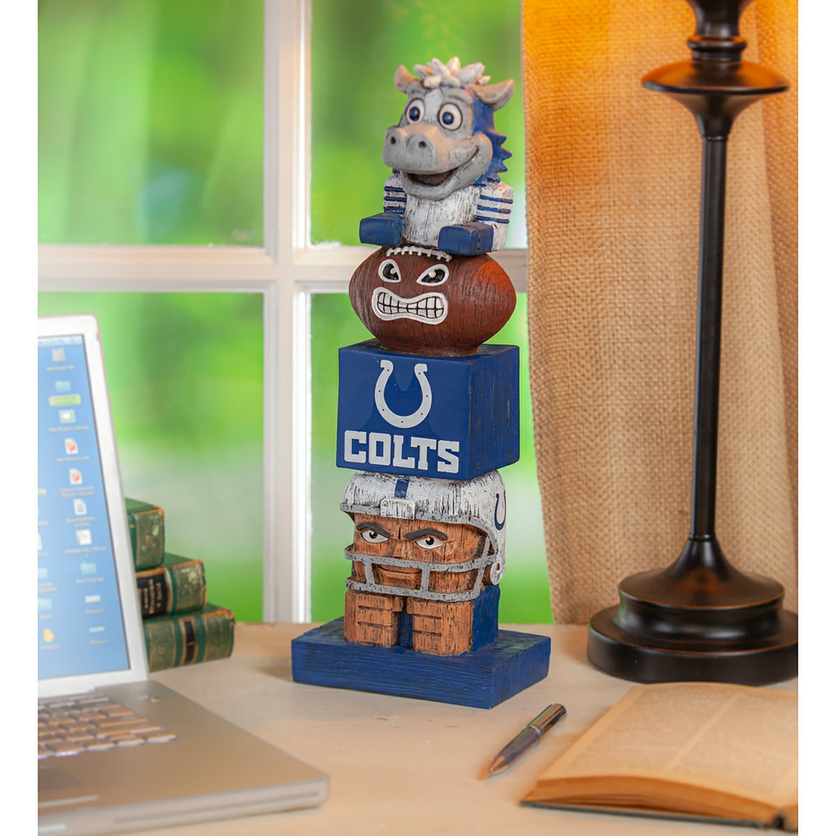 Team Garden Statue, Indianapolis Colts