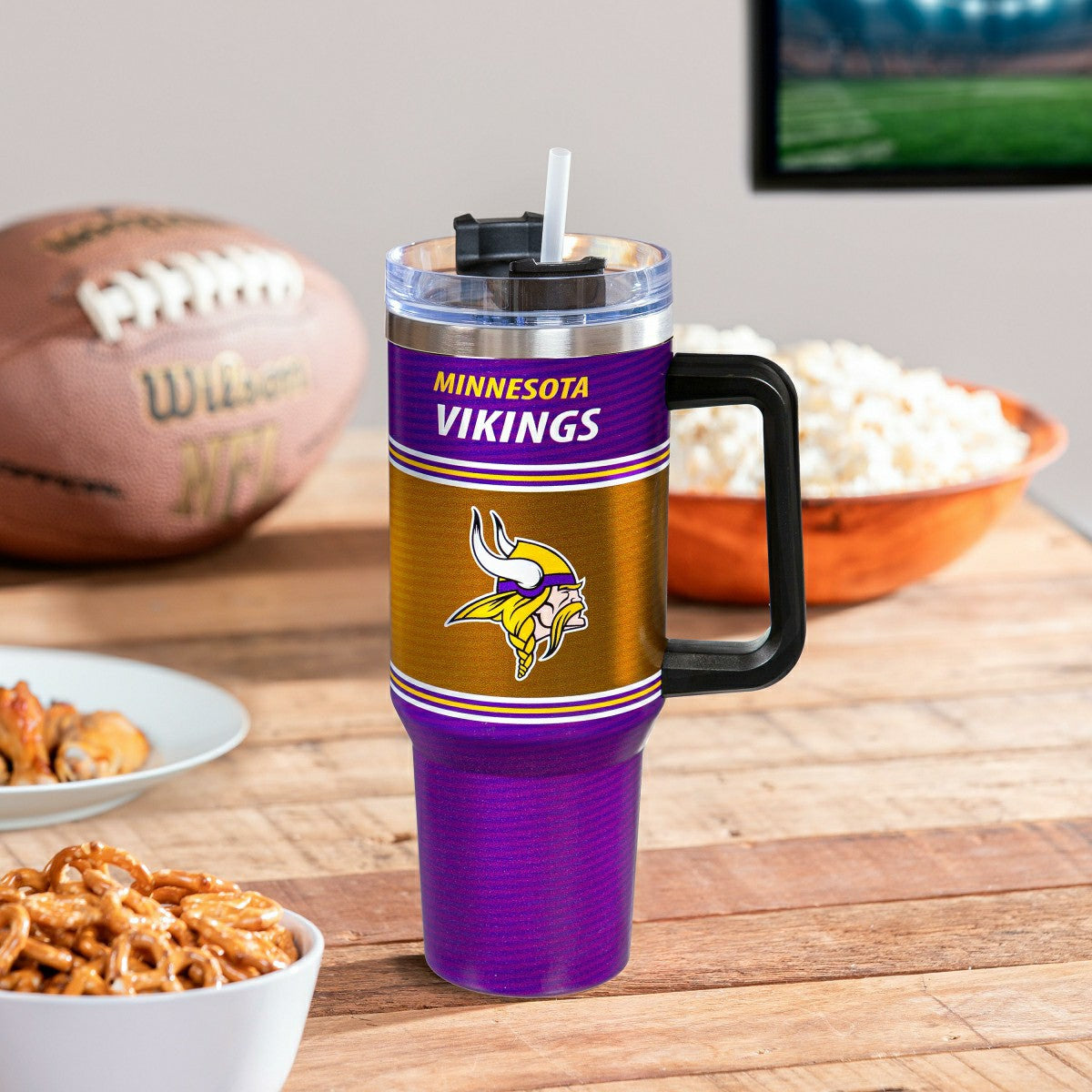 40oz Stainless Steel Canyon Cup w/ Straw, Minnesota Vikings