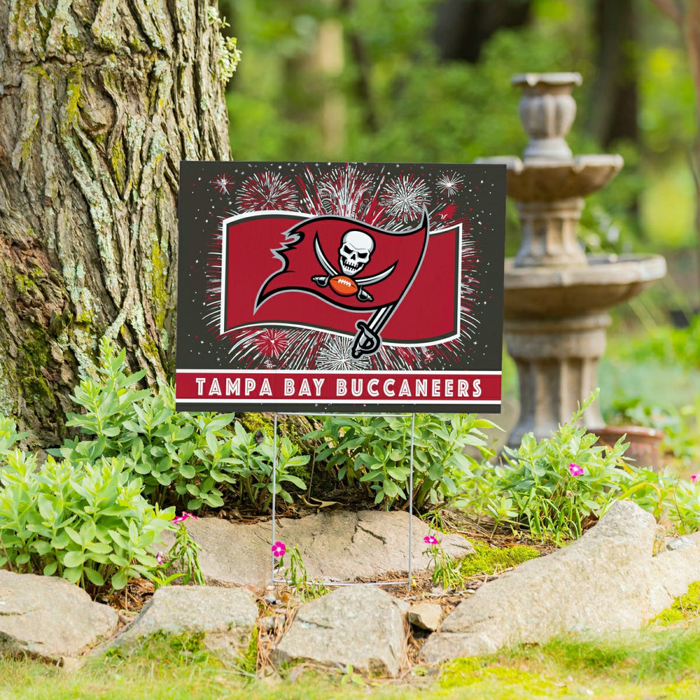 Tampa Bay Buccaneers Yard Sign, Patriotic