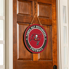Tampa Bay Buccaneers Round Door Décor with Hanging Rope, 18x18