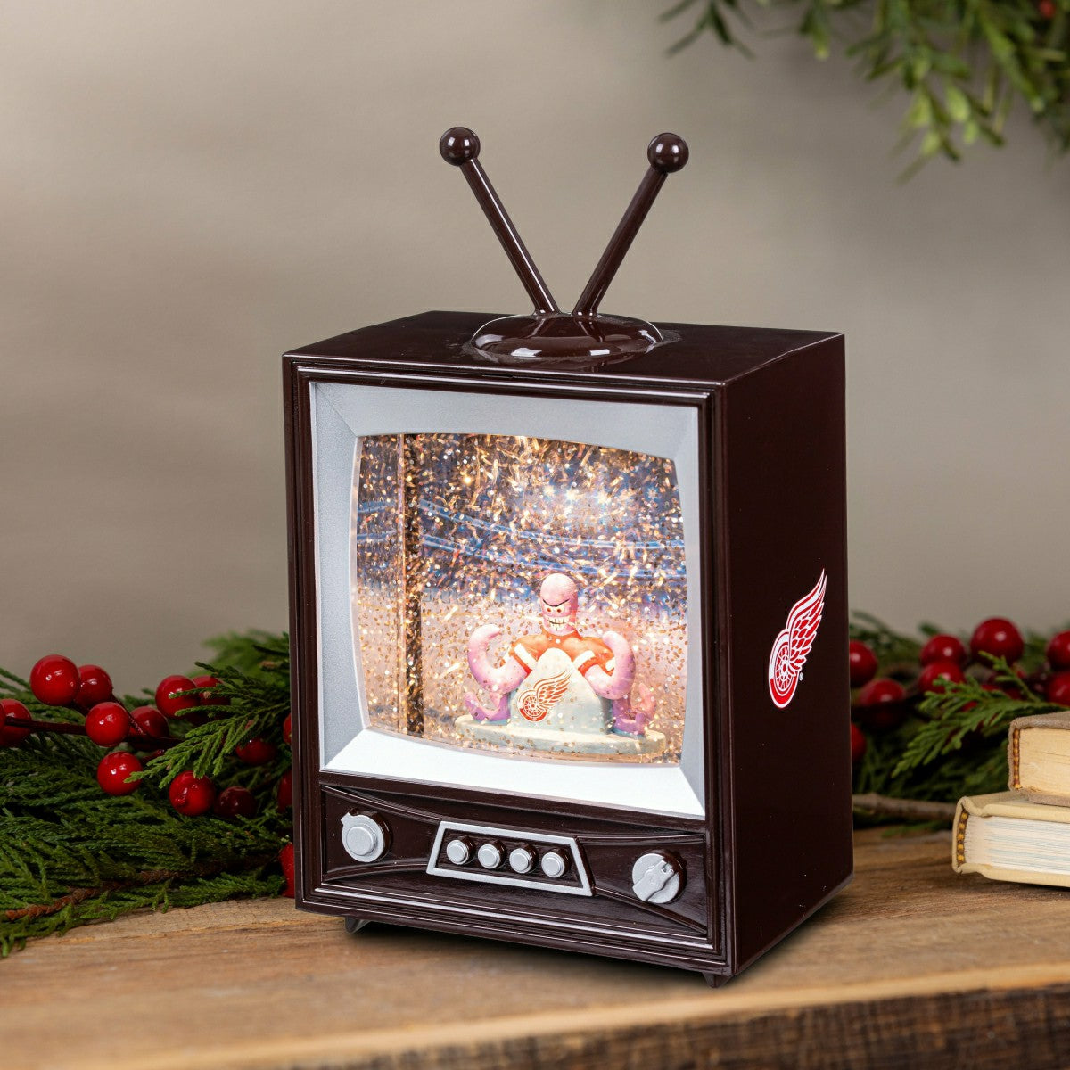 Detroit Red Wings Vintage TV Water Lantern