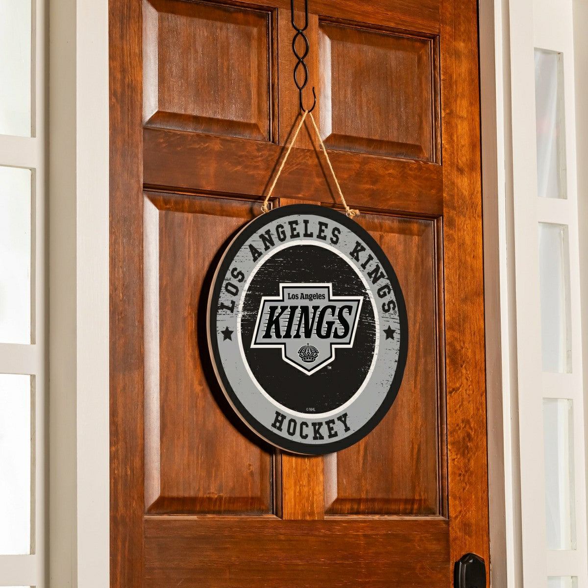 Los Angeles Kings Round Door Décor with Hanging Rope, 18x18