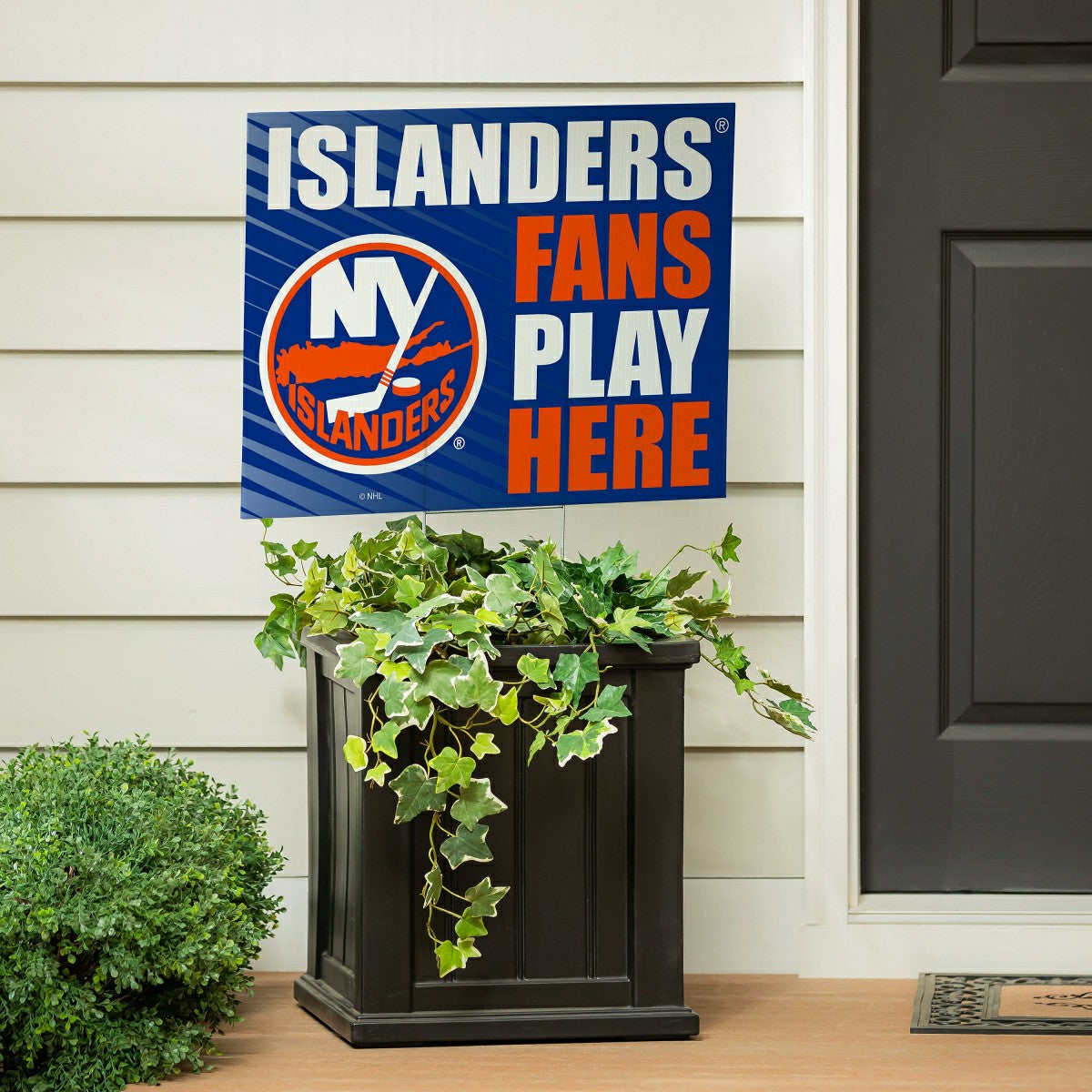 New York Islanders Coroplast Yard Sign "Fans Play Here"