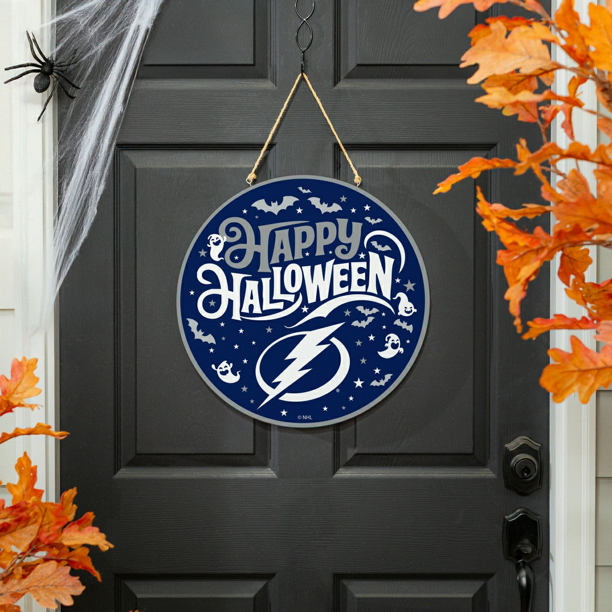 Tampa Bay Lightning Halloween Round Door Décor with Hanging Rope, 18x1