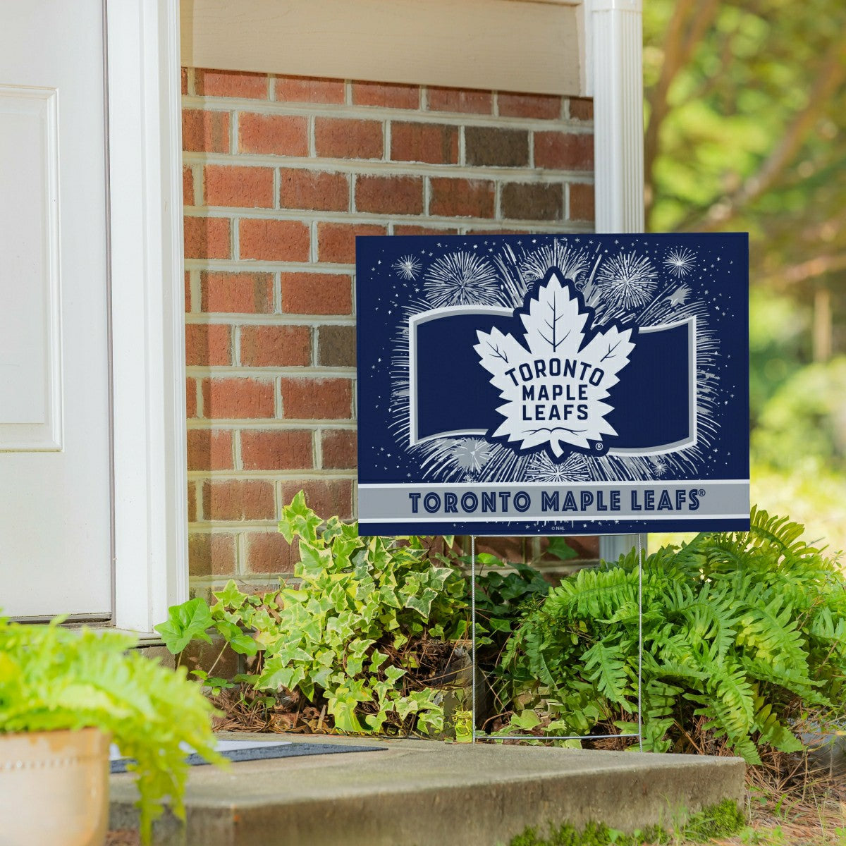 Toronto Maple Leafs Yard Sign, Patriotic