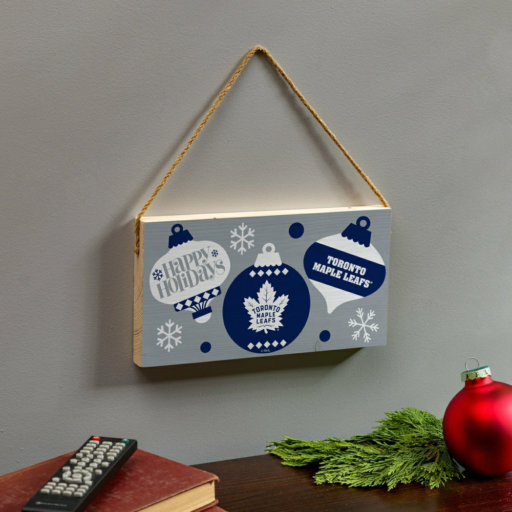 Toronto Maple Leafs Holiday Wood Wall Sign, 6x11