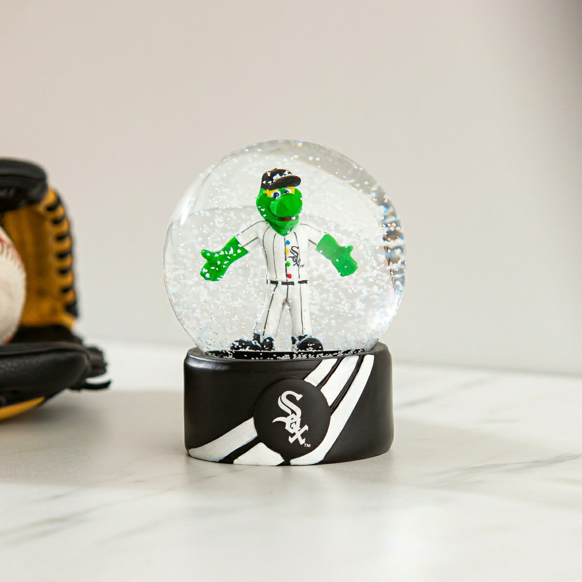 Chicago White Sox Water Globe