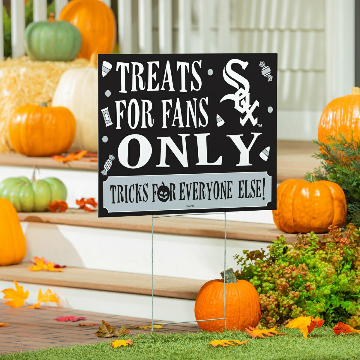 Chicago White Sox Yard Sign, Halloween Treats for Fans