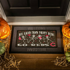 Cincinnati Reds Flocked Coir Halloween Sassafras Switch Mat, 22"x10"
