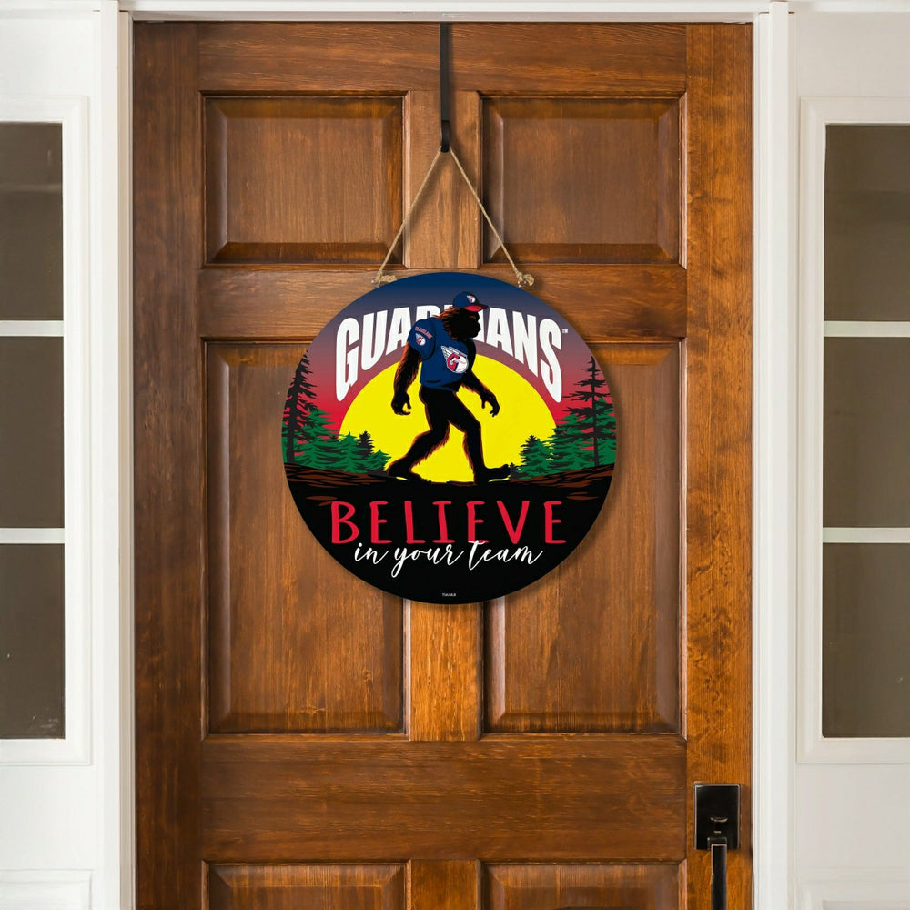 Cleveland Guardians Bigfoot Round Door Décor with Hanging Rope, 18x18