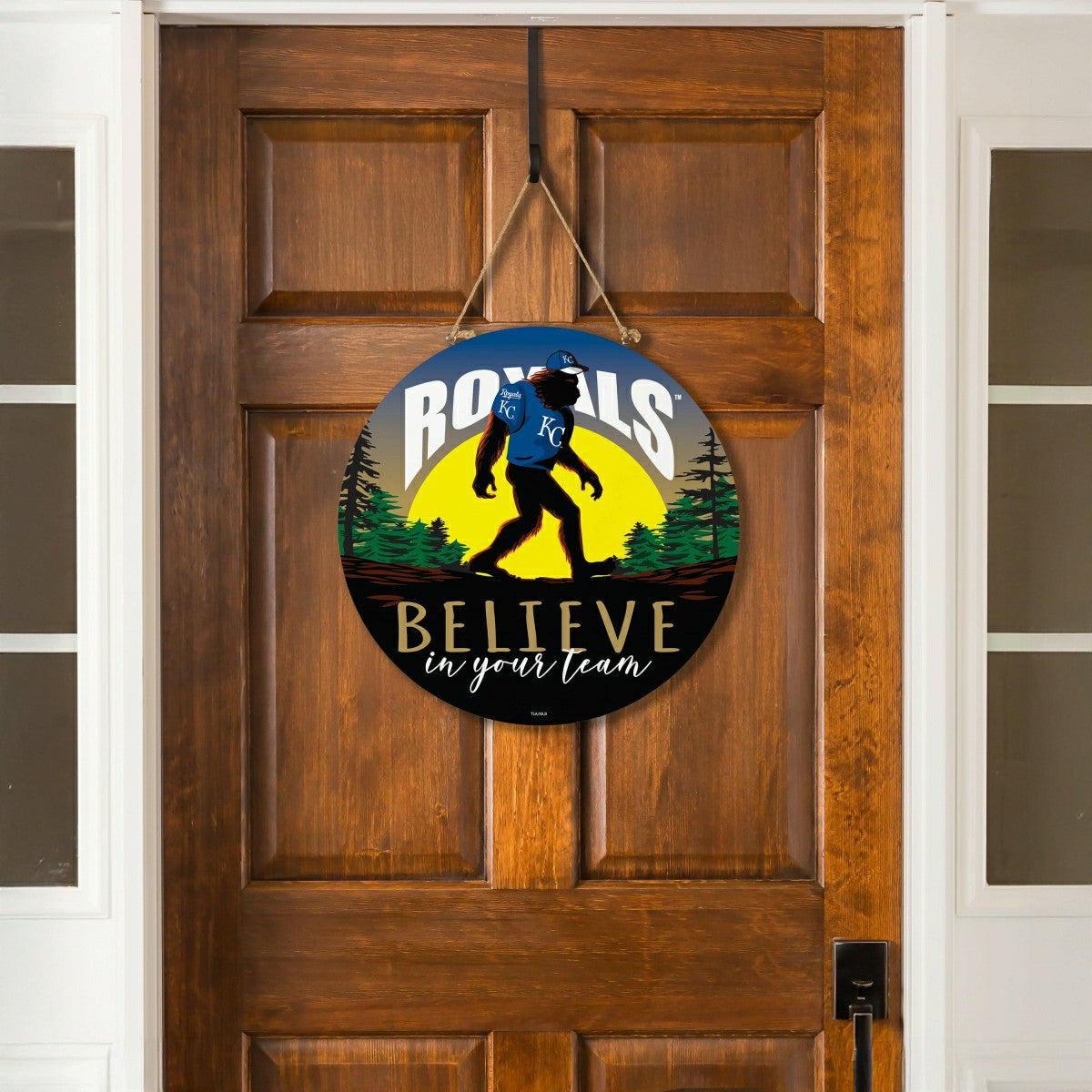 Kansas City Royals Bigfoot Round Door Décor with Hanging Rope, 18x18
