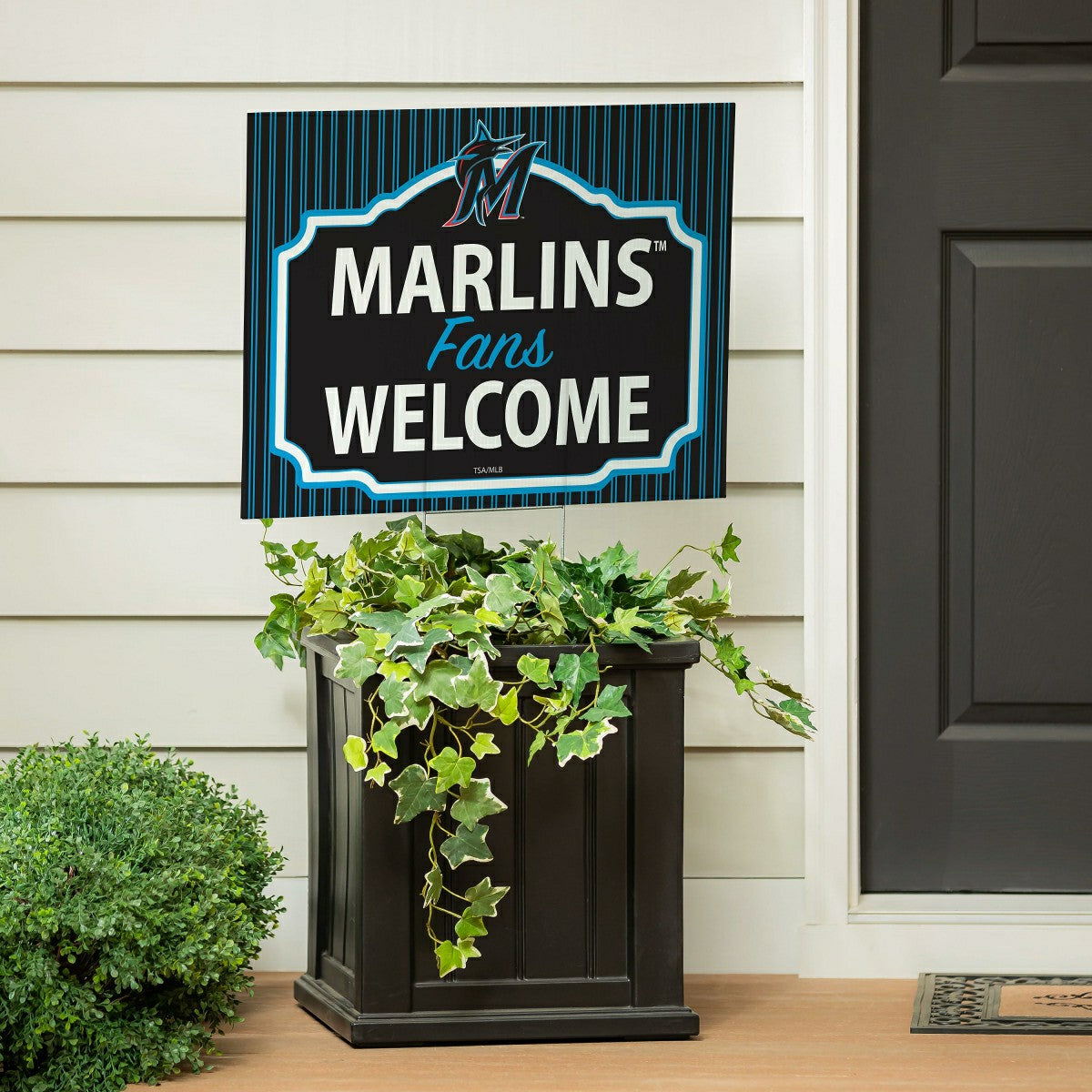 Miami Marlins Coroplast Yard Sign, "Fans Welcome"