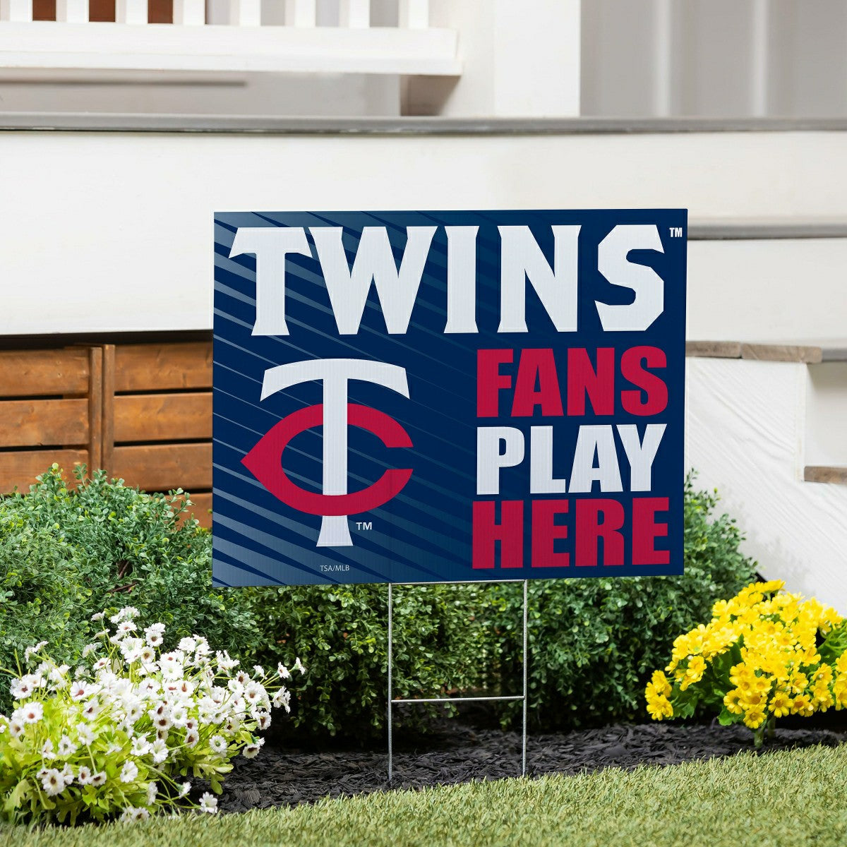 Minnesota Twins Coroplast Yard Sign "Fans Play Here"