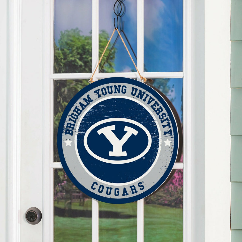 Brigham Young University Round Door Décor with Hanging Rope, 18x18
