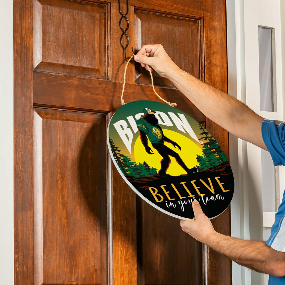 North Dakota State University Bigfoot Round Door Décor with Hanging Ro