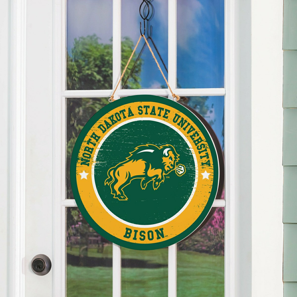 North Dakota State University Round Door Décor with Hanging Rope, 18x1