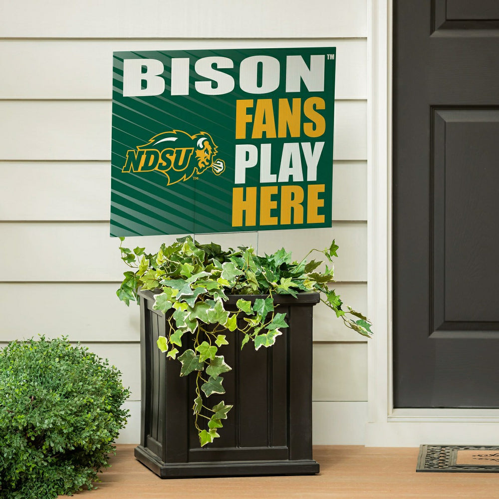 North Dakota State University Coroplast Yard Sign "Fans Play Here"