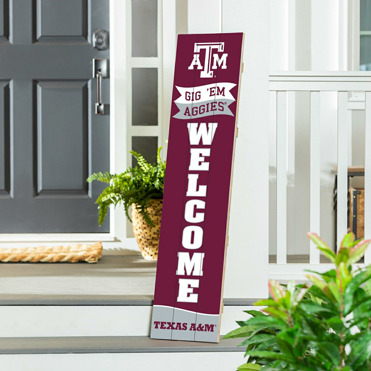 Texas A&M Large Single Sided Leaner, 46"