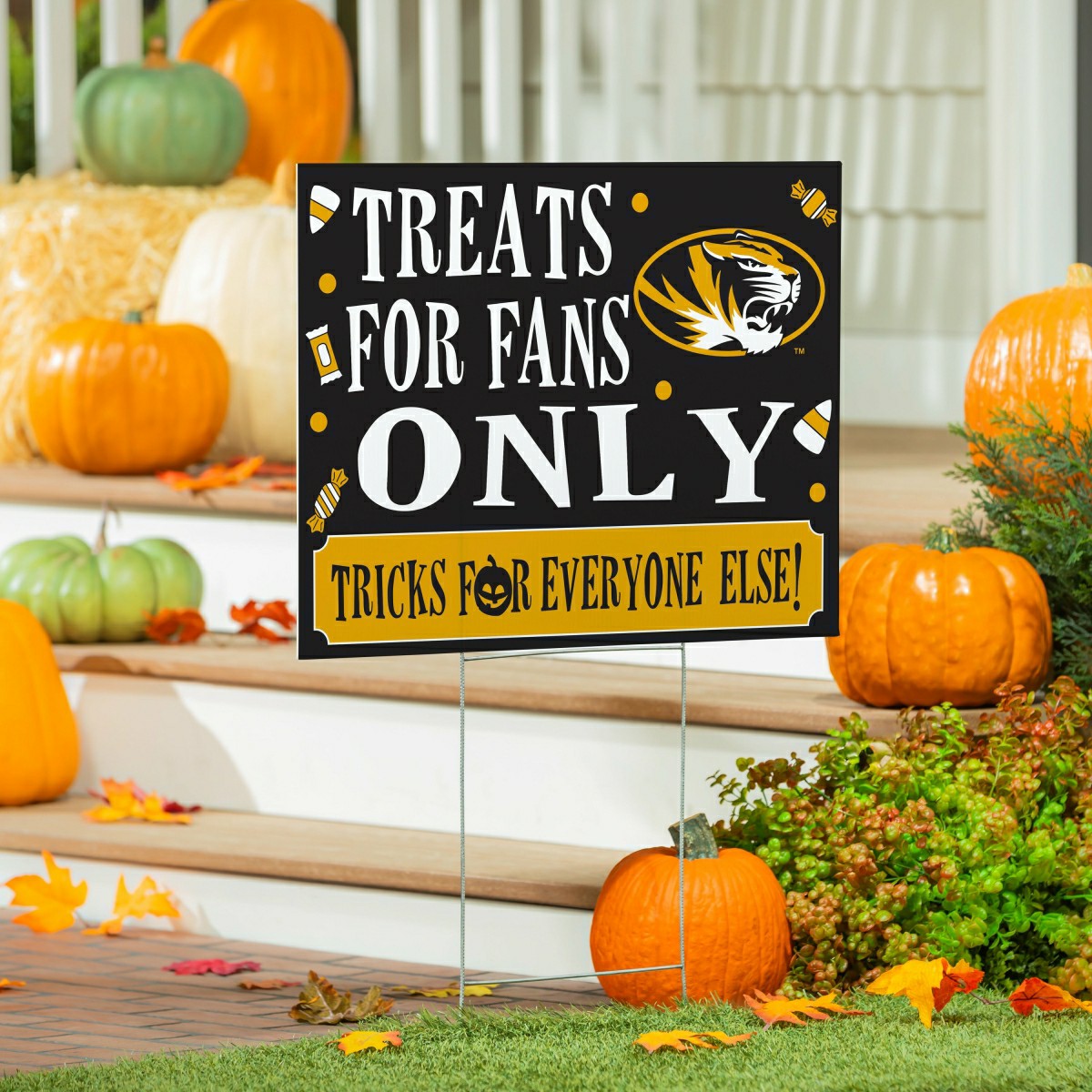 University of Missouri Yard Sign, Halloween Treats for Fans