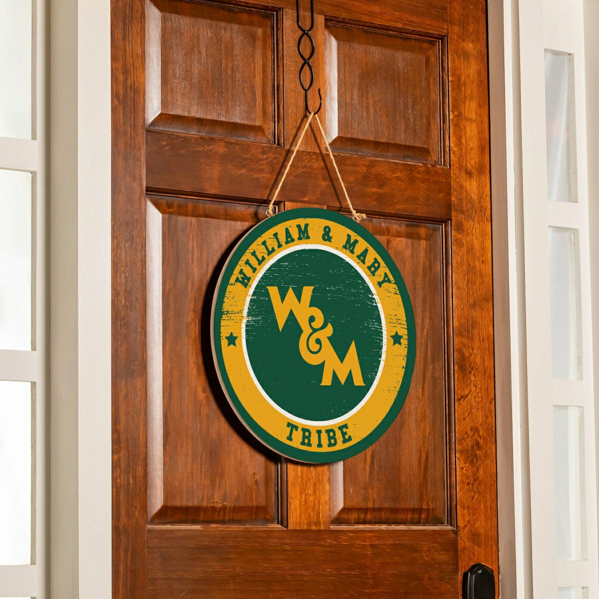 William & Mary Round Door Décor with Hanging Rope, 18x18