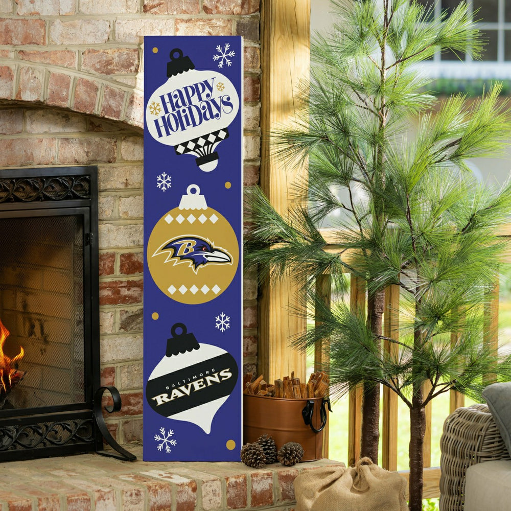 47" Double Sided Leaner, Baltimore Ravens, Christmas