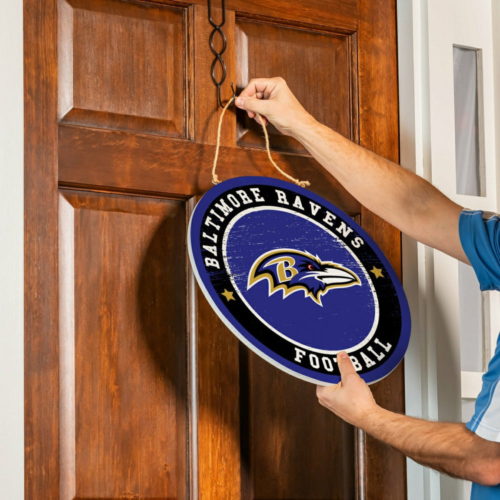 Baltimore Ravens Round Door Décor with Hanging Rope, 18x18