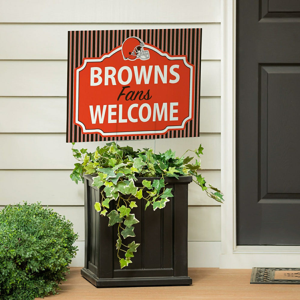 Cleveland Browns Coroplast Yard Sign, "Fans Welcome"