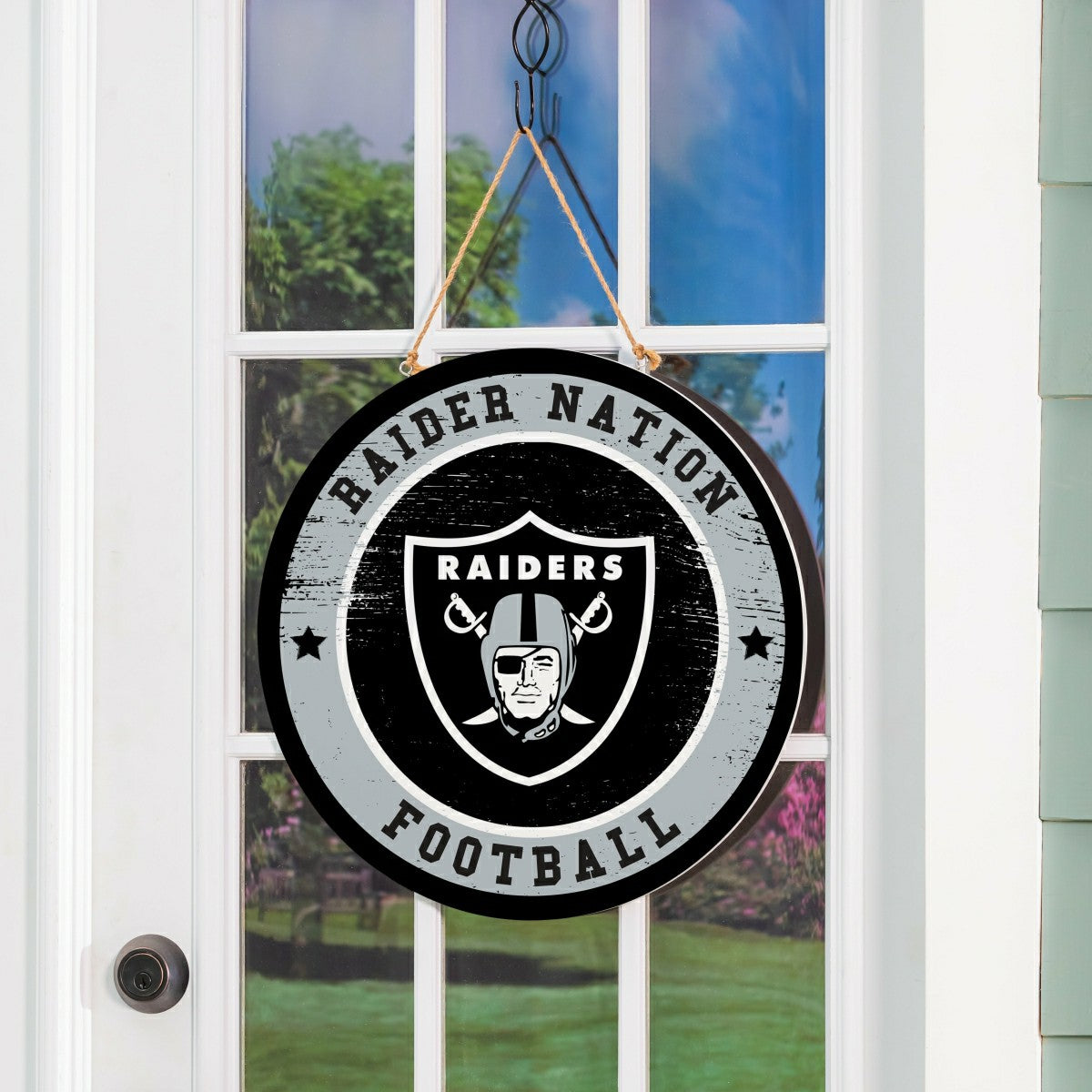 Las Vegas Raiders Round Door Décor with Hanging Rope, 18x18
