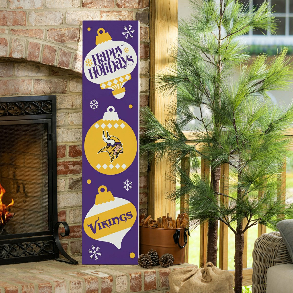 47" Double Sided Leaner, Minnesota Vikings, Christmas