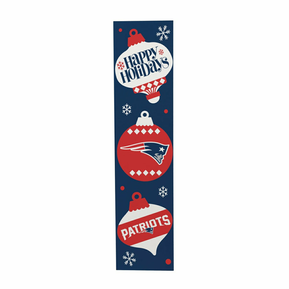 47" Double Sided Leaner, New England Patriots, Christmas