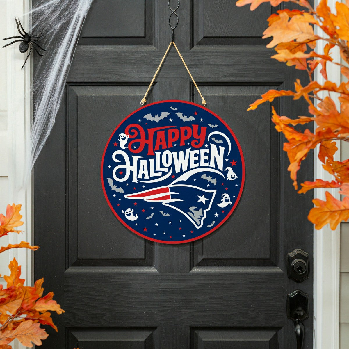 New England Patriots Halloween Round Door Décor with Hanging Rope, 18x