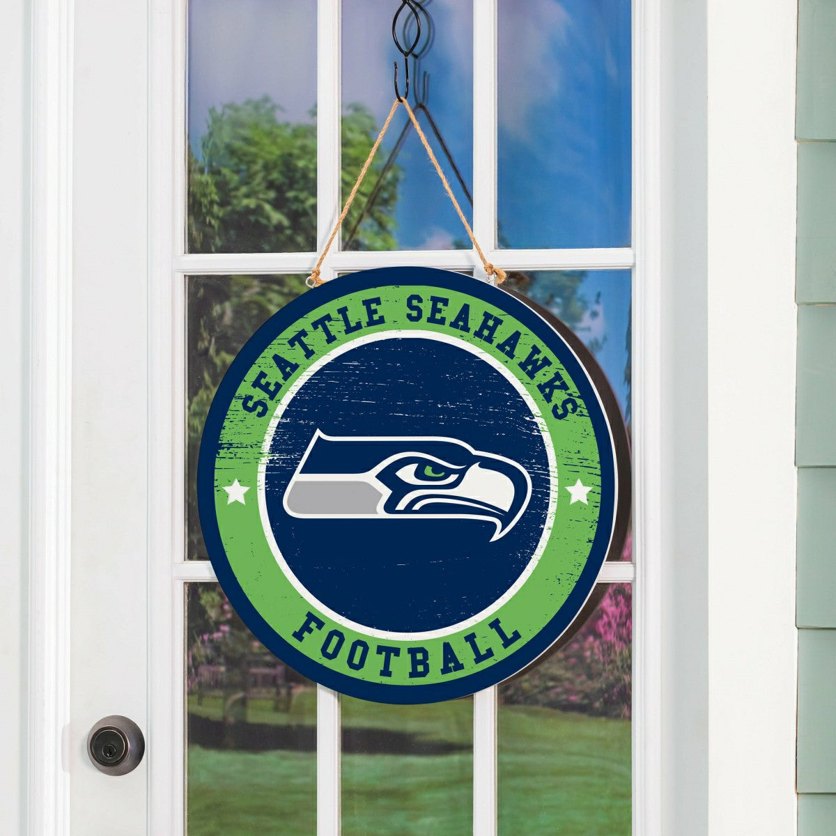 Seattle Seahawks Round Door Décor with Hanging Rope, 18x18