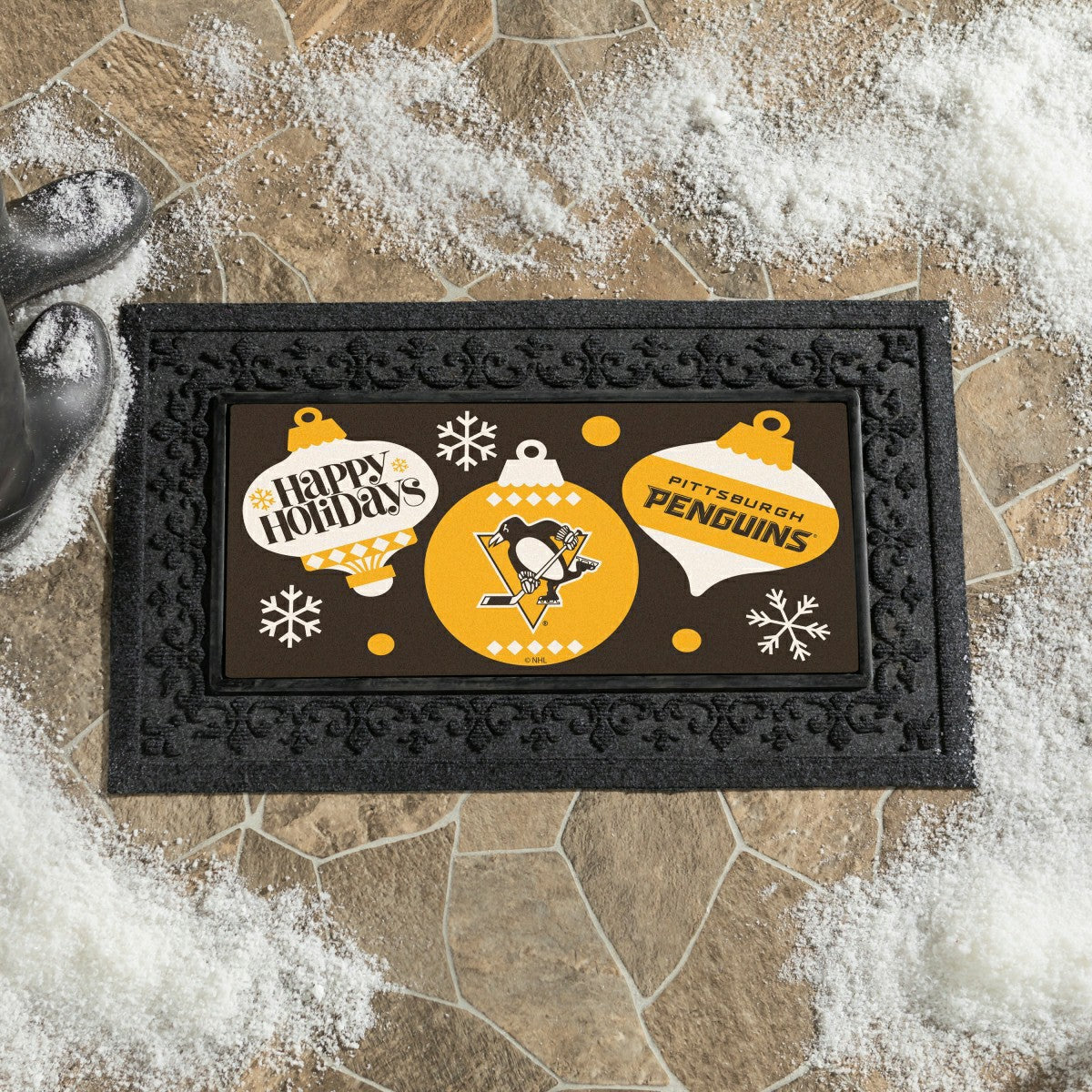 Pittsburgh Penguins Holiday Flocked Coir Sassafras Switch Mat, 22"x10"