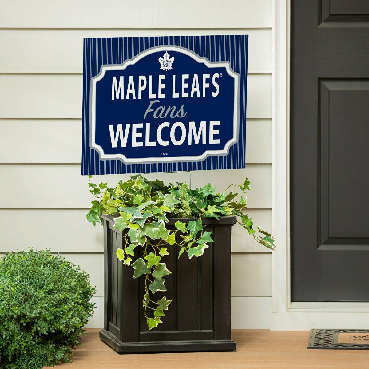 Toronto Maple Leafs Coroplast Yard Sign, "Fans Welcome"
