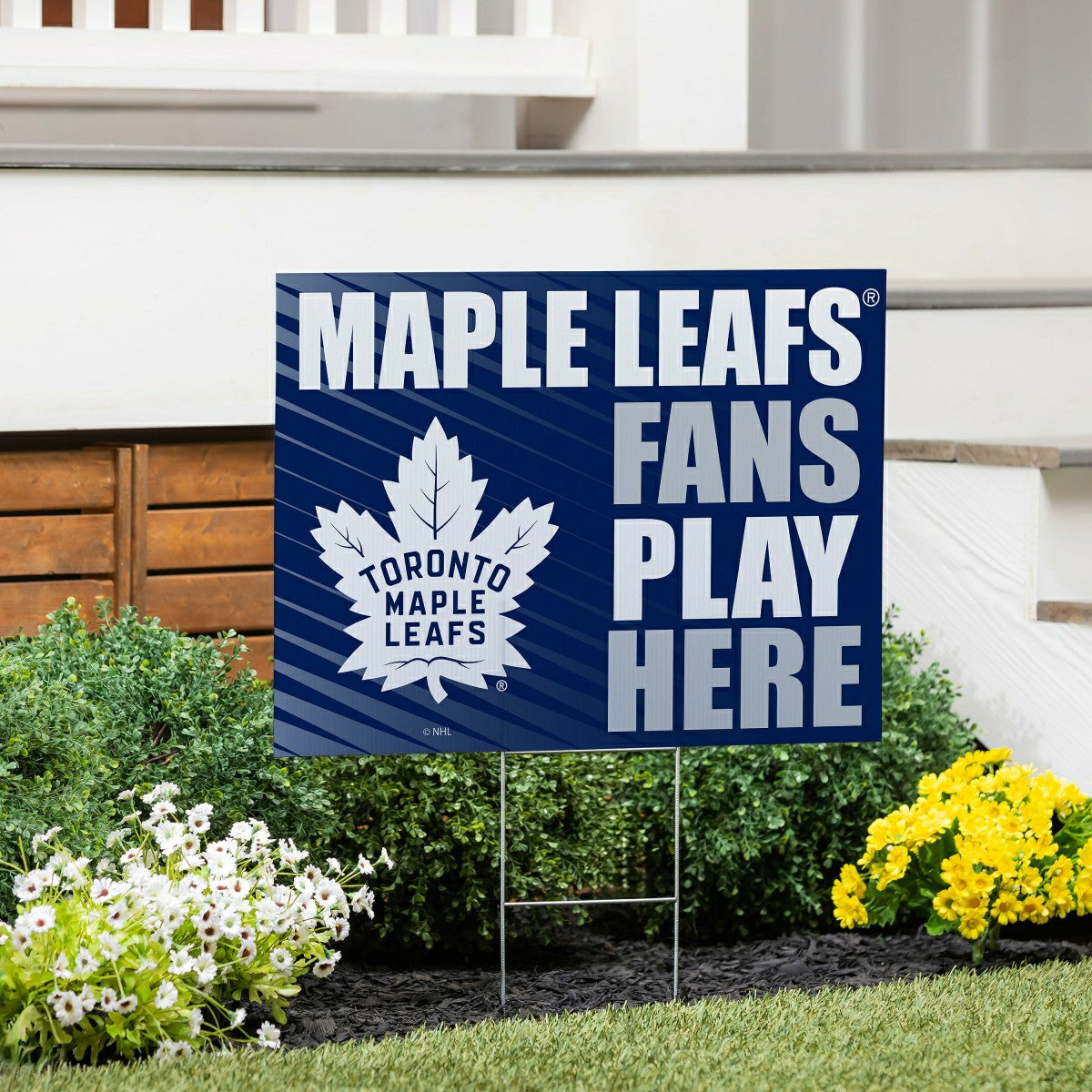 Toronto Maple Leafs Coroplast Yard Sign "Fans Play Here"