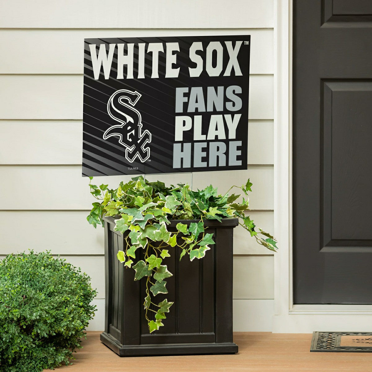 Chicago White Sox Coroplast Yard Sign "Fans Play Here"