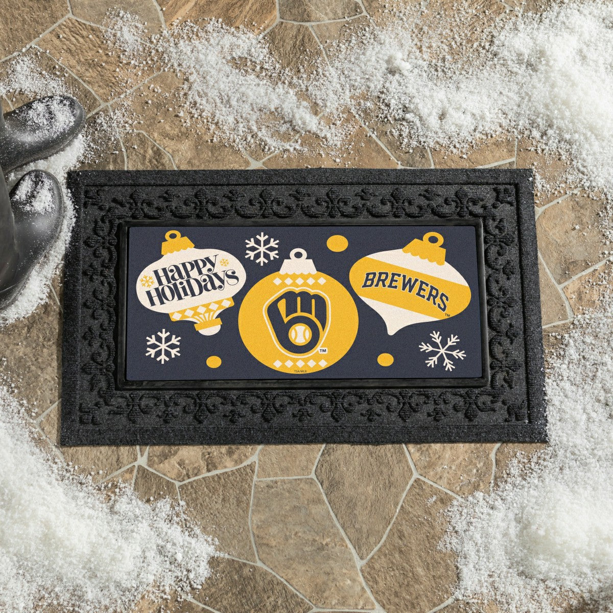 Milwaukee Brewers Holiday Flocked Coir Sassafras Switch Mat, 22"x10"