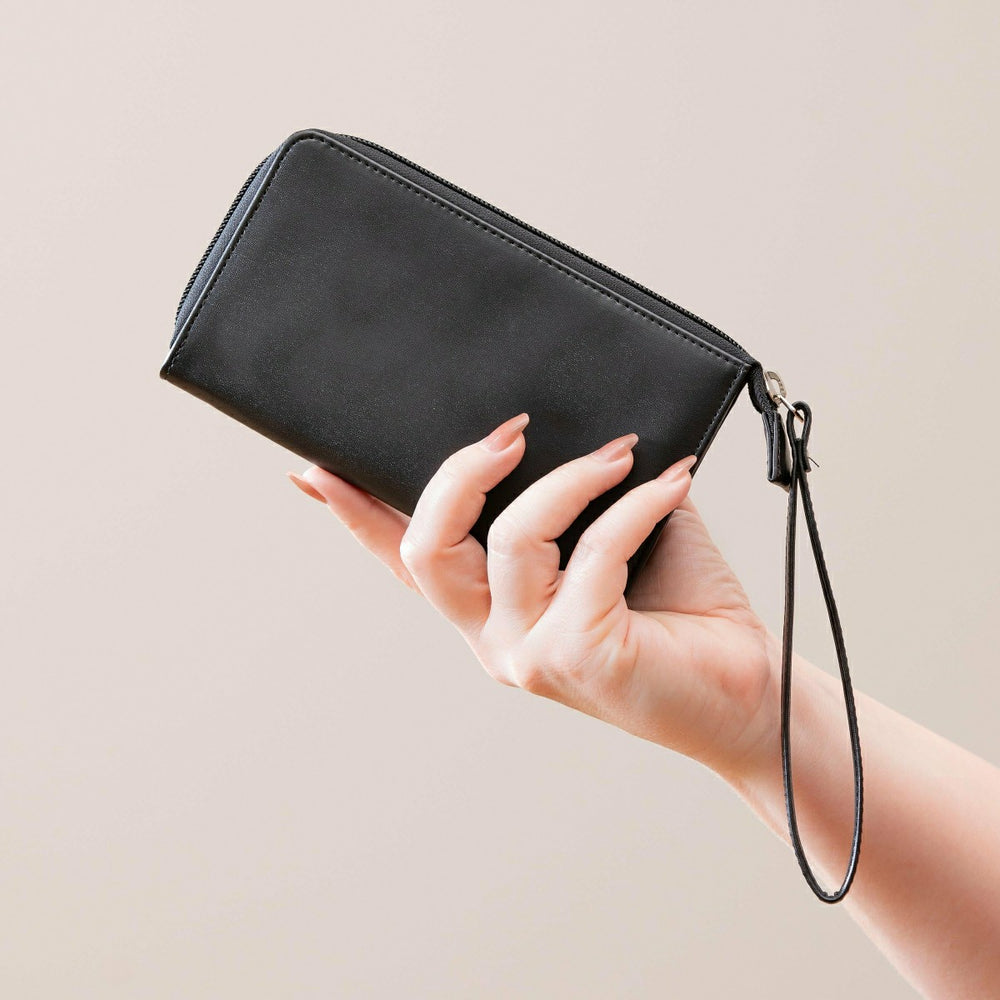 Minnesota Twins Wristlet Wallet Black