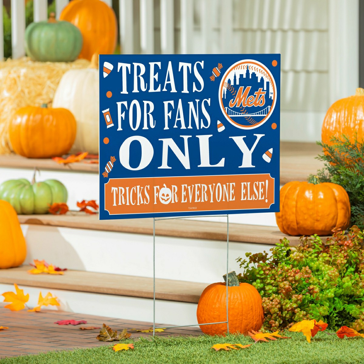 New York Mets Yard Sign, Halloween Treats for Fans
