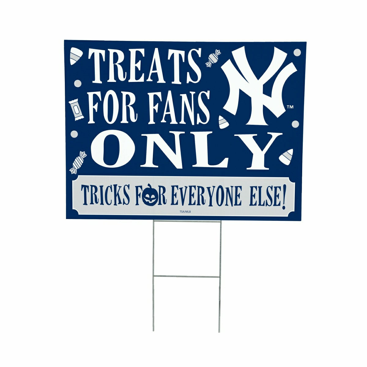 New York Yankees Yard Sign, Halloween Treats for Fans