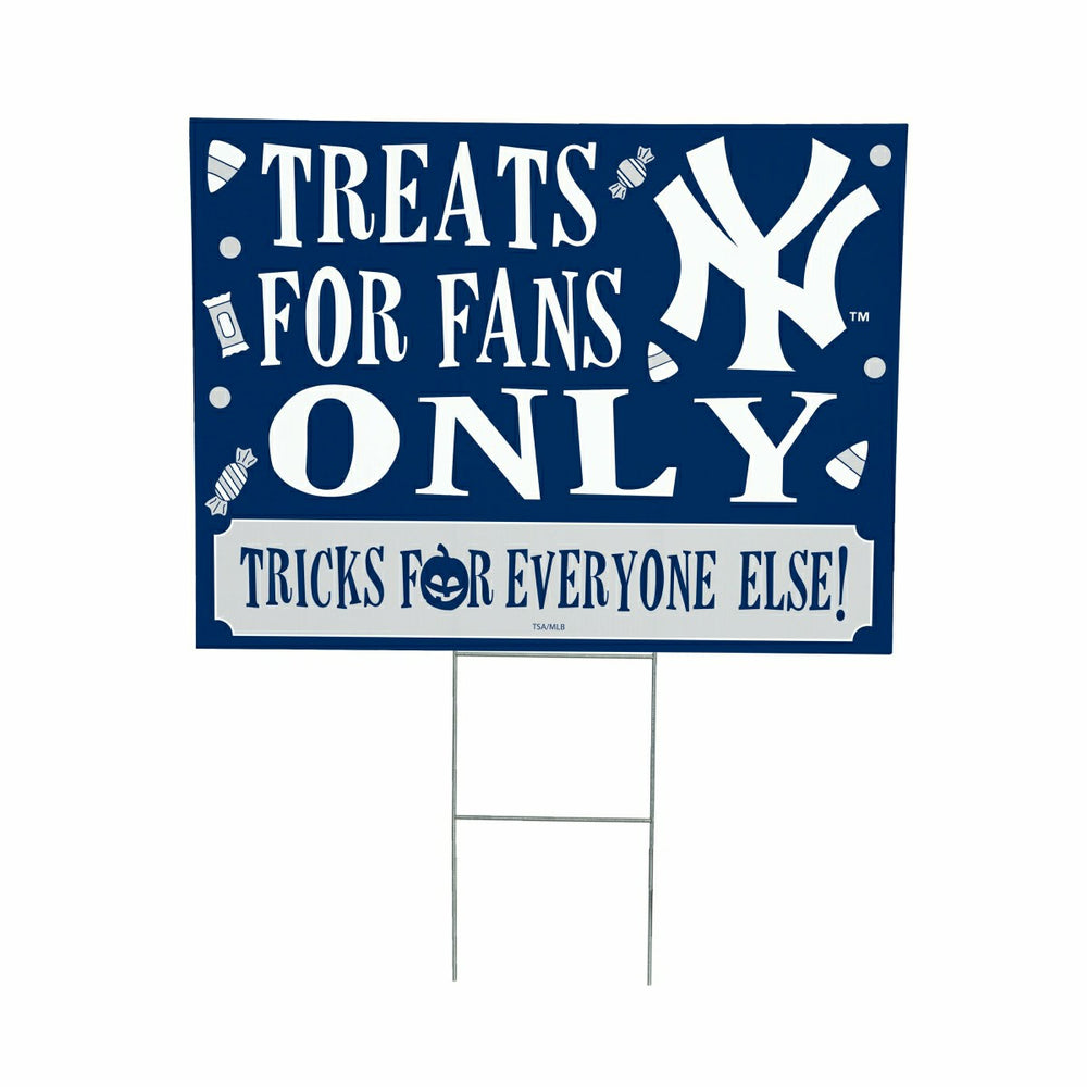 New York Yankees Yard Sign, Halloween Treats for Fans