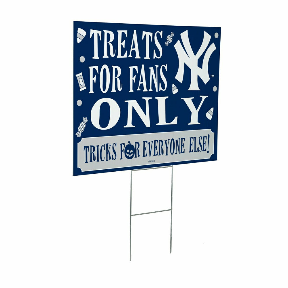 New York Yankees Yard Sign, Halloween Treats for Fans